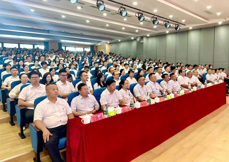 深耕育桃李  捷報續輝煌 --安徽淮北港利實驗